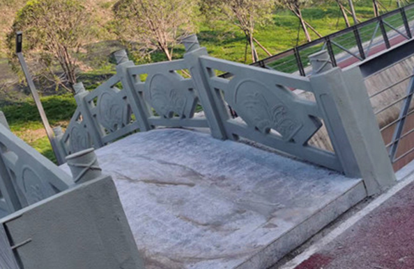 重庆市大渡口区建桥园区C区公园GRC仿青砂石栏杆